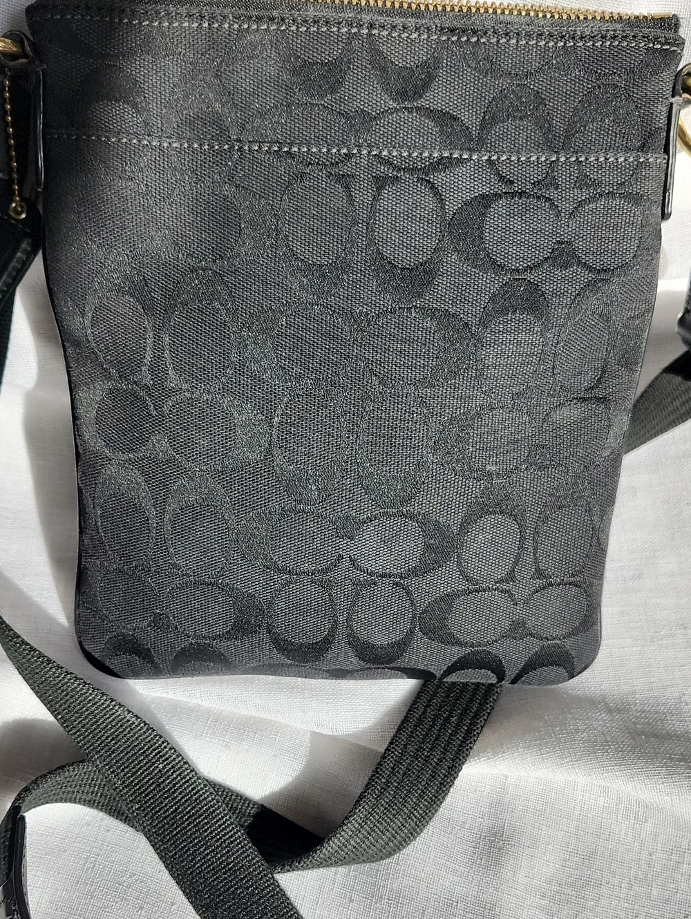 Coach Ex Cond Hampton Black Signature Jacquard Crossbody Gold-Tone, $55